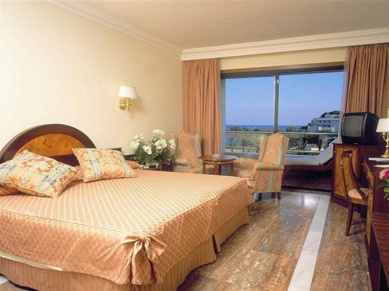 Serrano Palace Cala Ratjada  Bagian luar foto