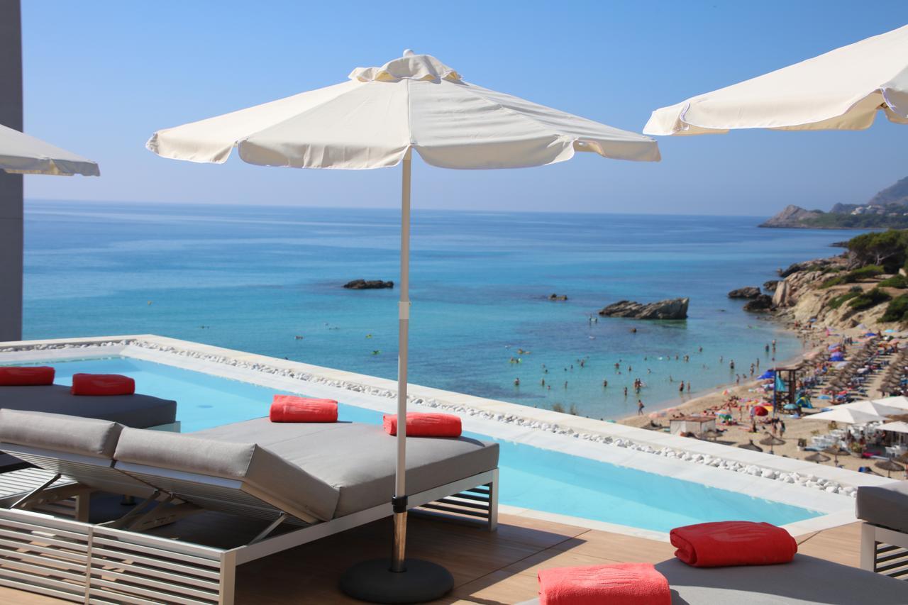 Serrano Palace Cala Ratjada  Bagian luar foto